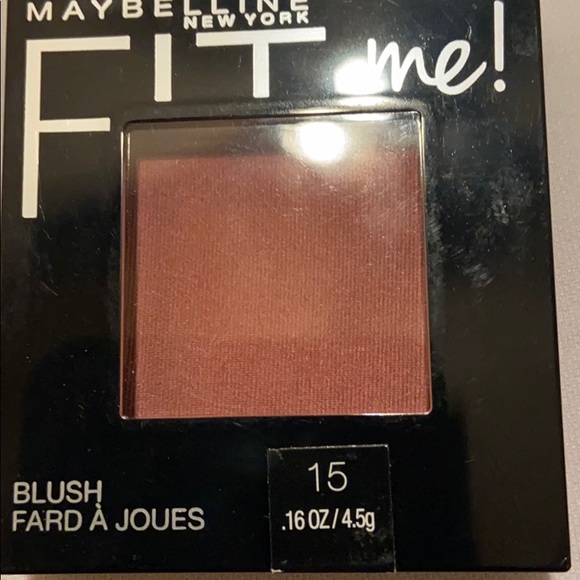 Makeup - Picture 3 of 3